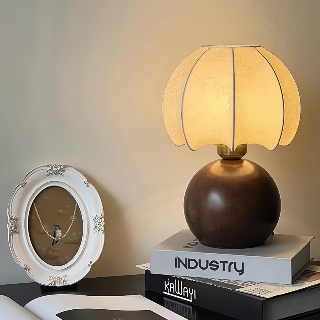 Vintage floral table lamp, med - Home Textiles 评论和价格